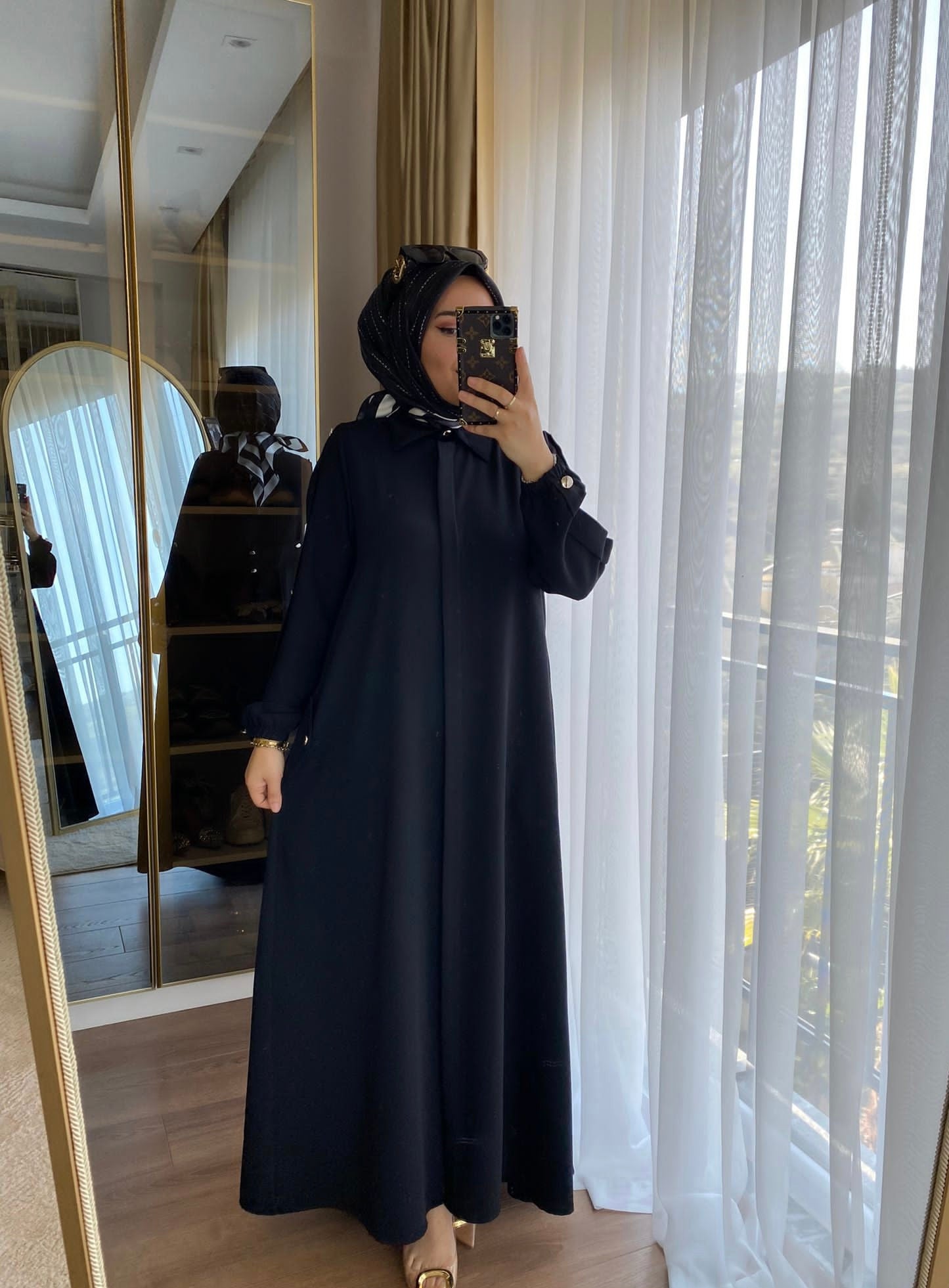 عباية شيرين موديل 901511