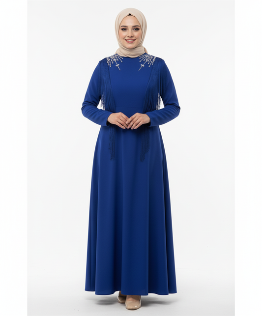 Mavi renkli, yaz mevsimi için özel bir elbise.